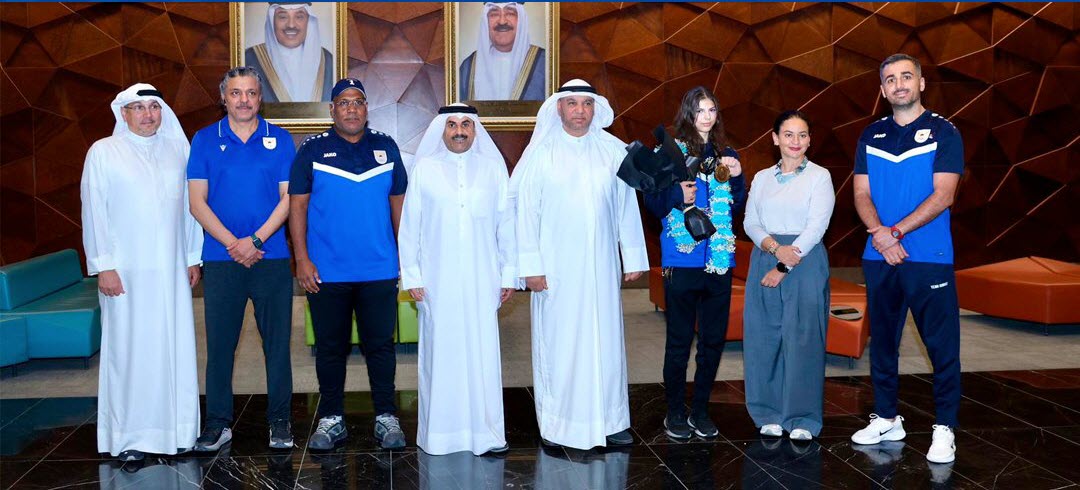 استقبال حافل لنجمتنا ياسمين وليد بعد إنجازها التاريخي في دورة الألعاب الآسيوية للشباب.